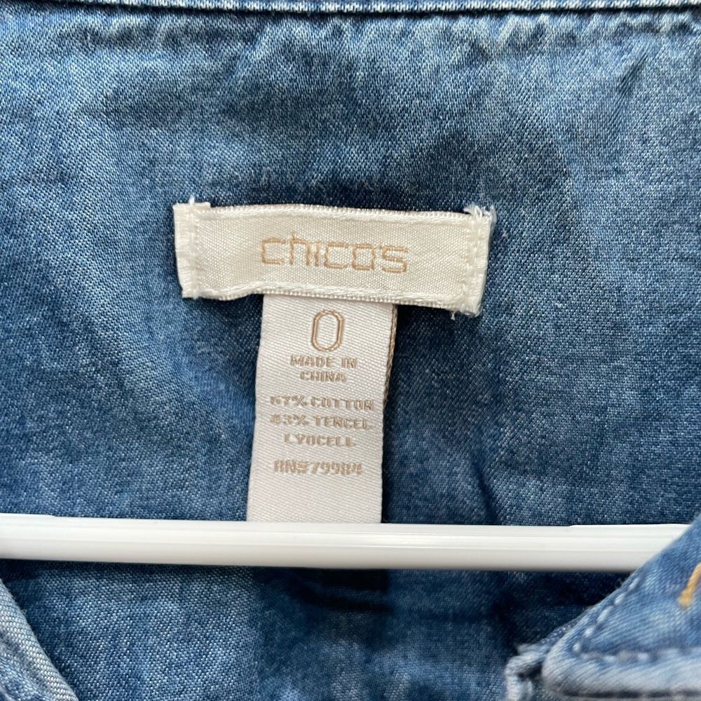 CHICOS CHAMBRAY TUNIC IN BLUE - Picture 5 of 5
